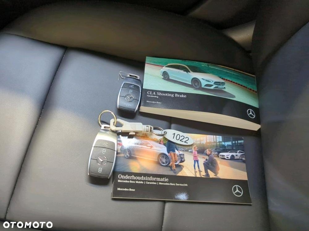 Mercedes-Benz CLA 180 7G-DCT - 15