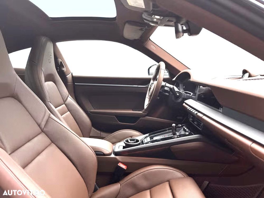 Porsche 911 Carrera 4S PDK - 2