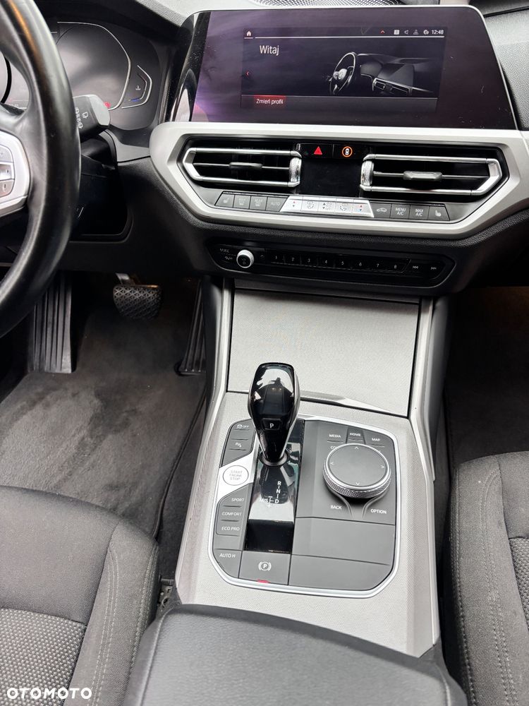 BMW Seria 3 320d Advantage - 13