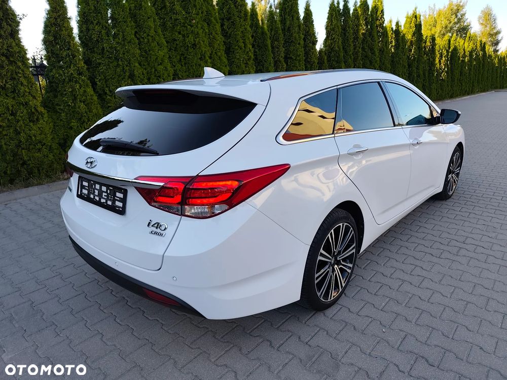 Hyundai i40 Kombi 1.7 CRDi DCT Premium - 4