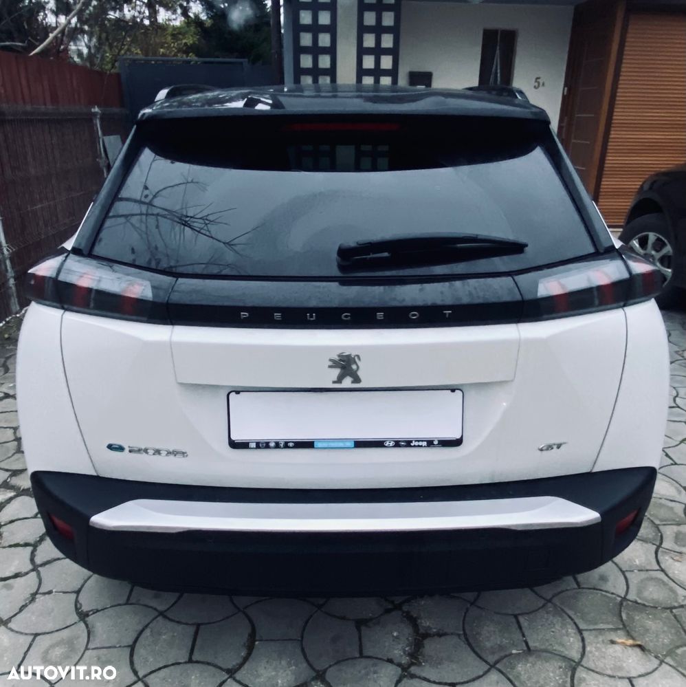 Peugeot 2008 e-2008 50 kWh GT - 6