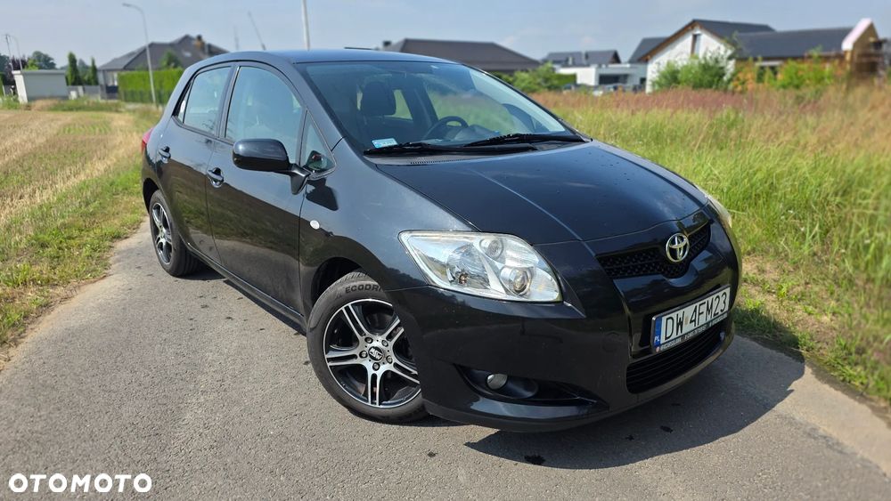 Toyota Auris 1.6 VVT-i Luna - 1