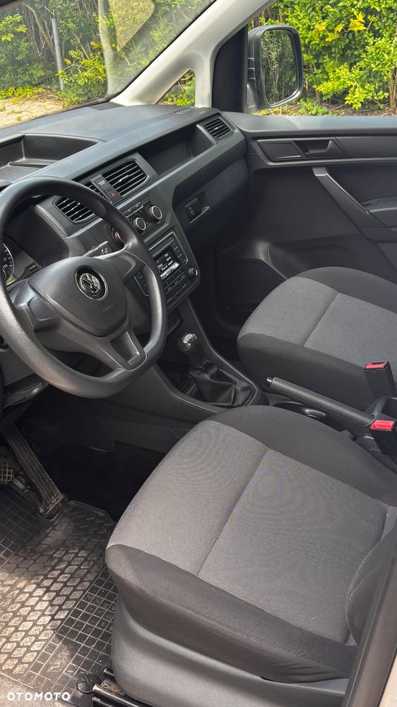 Volkswagen Caddy - 10