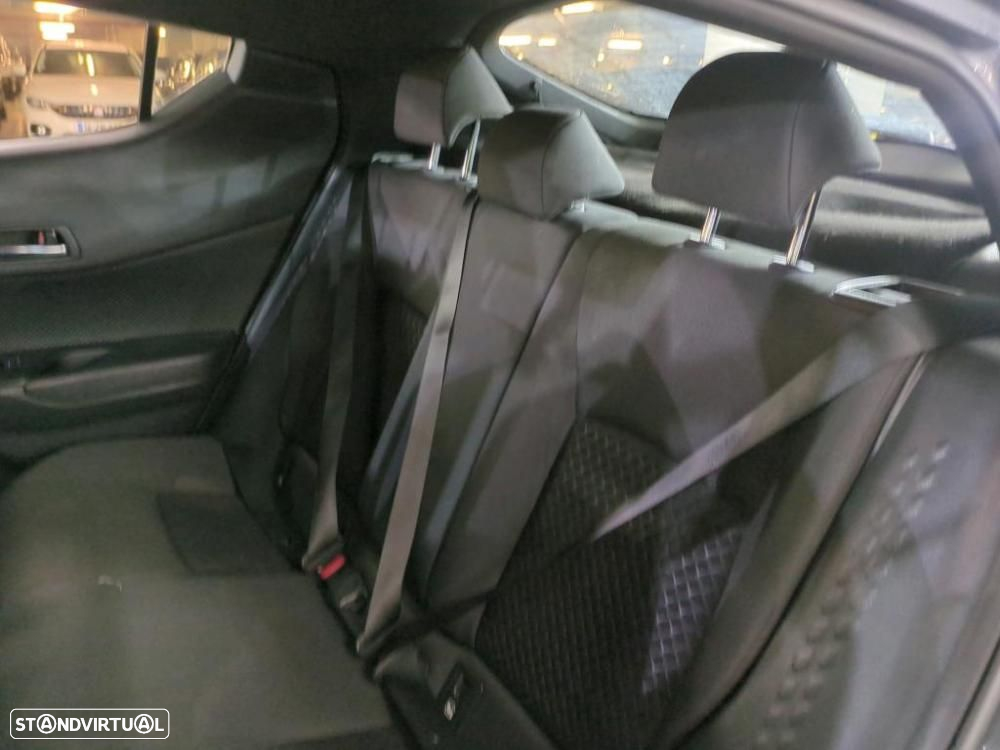 Toyota C-HR 1.8 Hybrid Comfort - 4