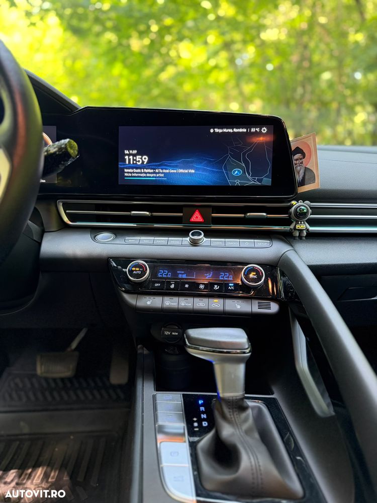 Hyundai Elantra 1.6 l 123 CP CVT Exclusive Navi - 6