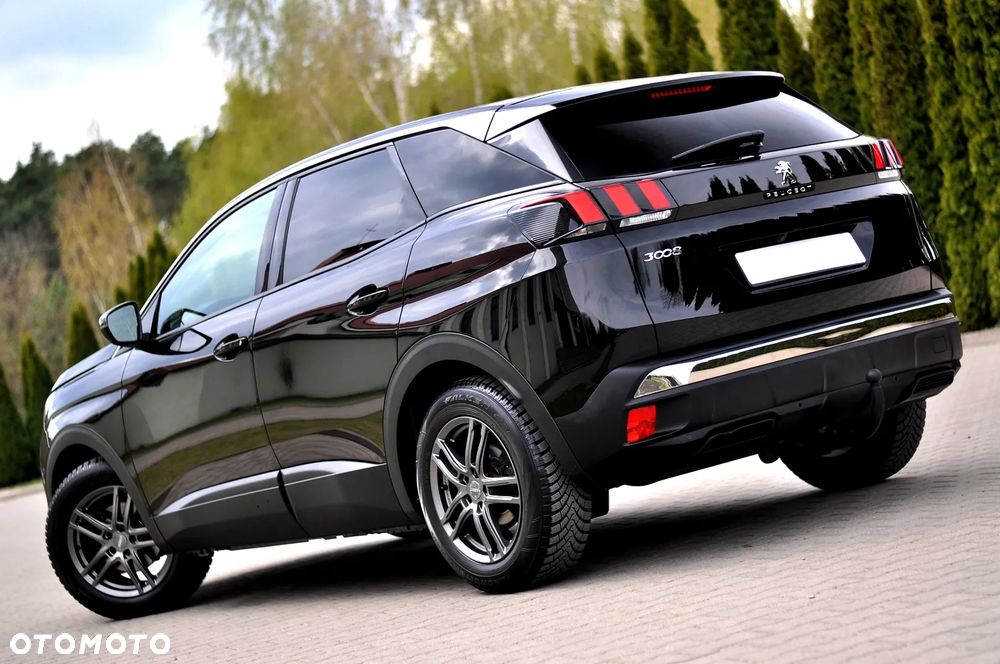 Peugeot 3008 1.2 PureTech Allure S&S - 6