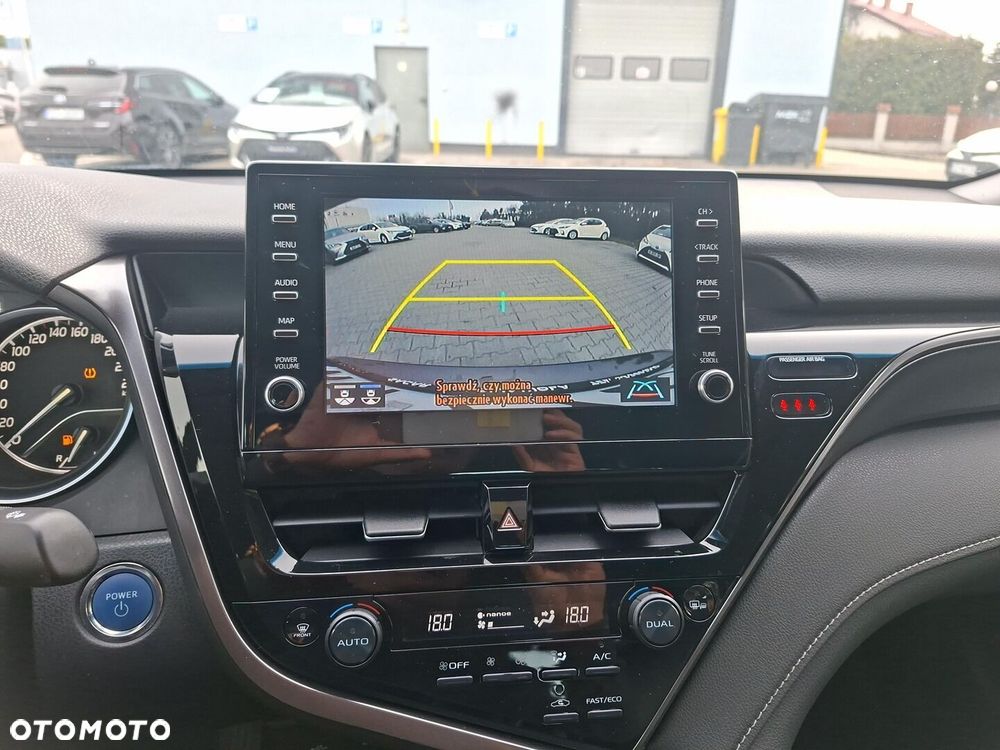 Toyota Camry 2.5 Hybrid Prestige CVT - 12