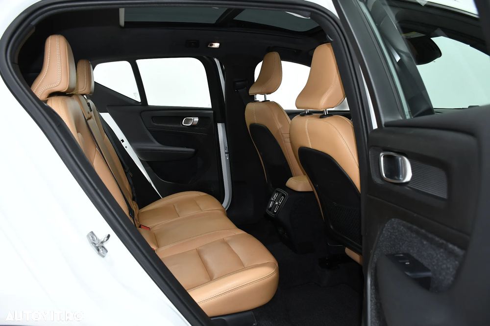 Volvo XC 40 D3 AWD Inscription - 6