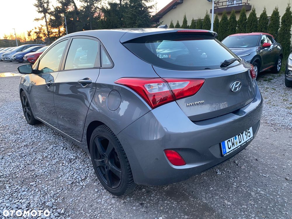 Hyundai i30 1.4 Premium - 4
