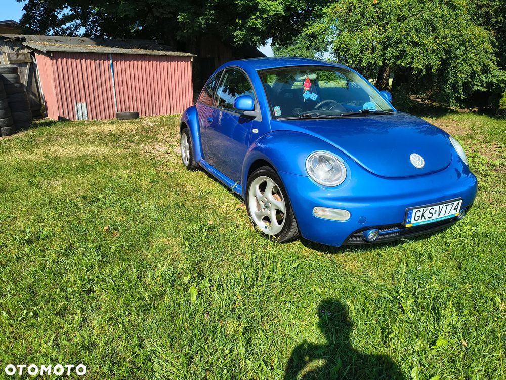 Volkswagen New Beetle - 1