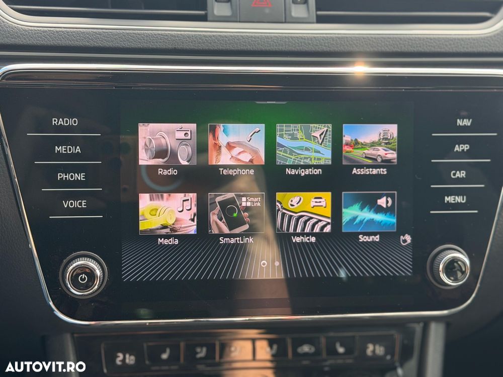 SKODA Superb 2021 — imagine 28