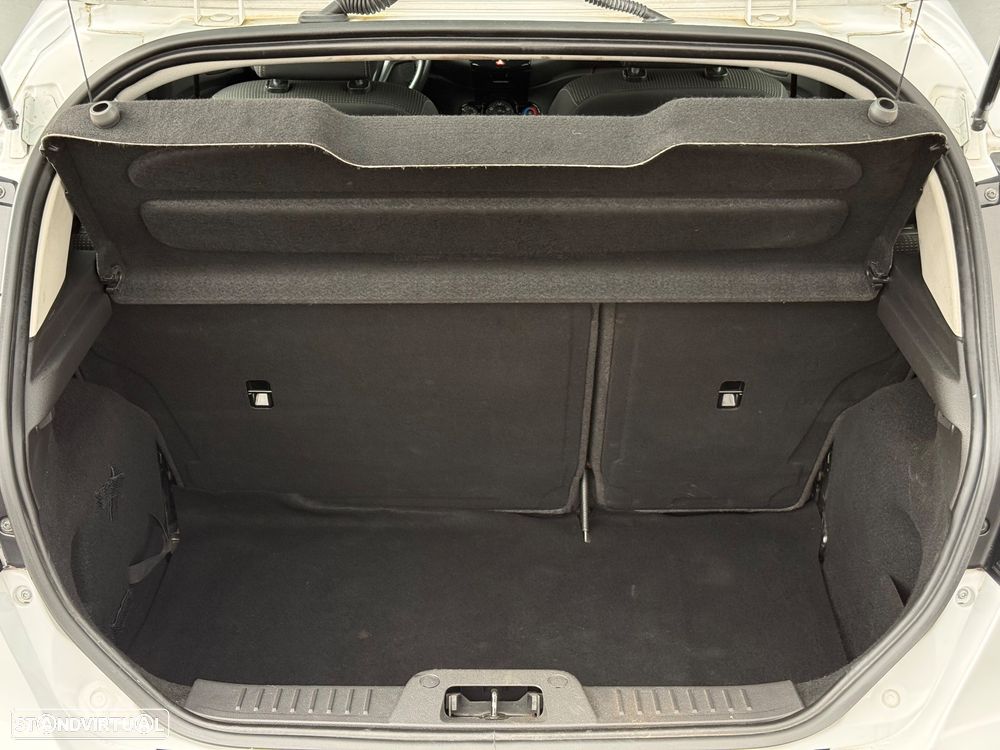 Ford Fiesta - 27