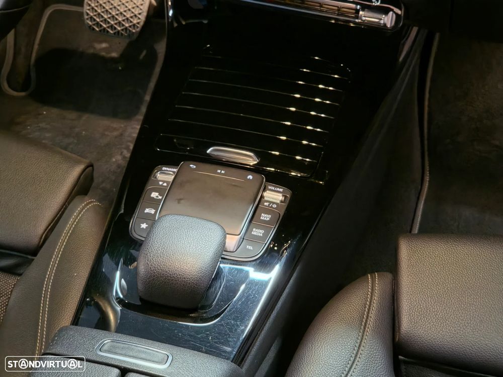 Mercedes-Benz A 250 e 8G-DCT Progressive - 24