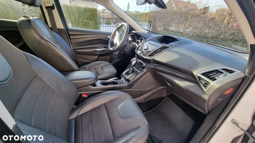 Ford Kuga 2.0 TDCi 4WD Titanium - 13