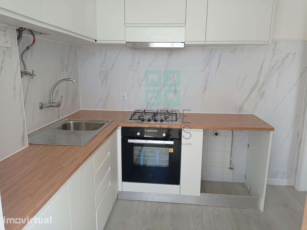 Apartamento T1 - Totalmente Remodelado, em S. Vicente - Lisboa - Grande imagem: 2/31