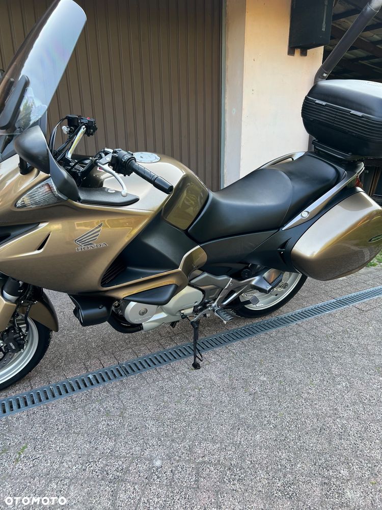 Honda NTV - 23