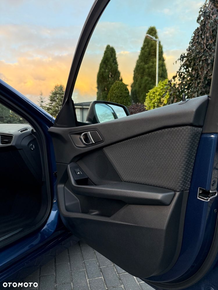 BMW Seria 1 118i - 24