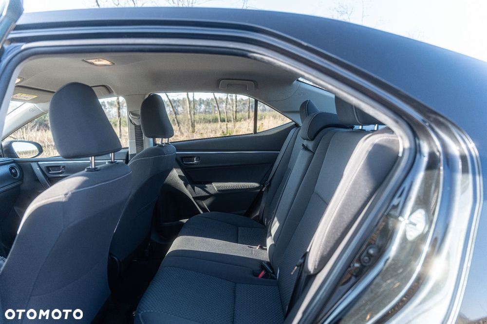 Toyota Corolla 1.6 Comfort - 16