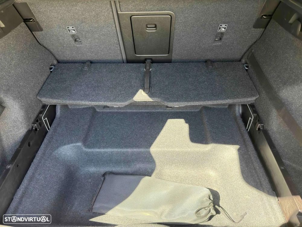Volvo XC 40 1.5 T3 Momentum Plus Geartronic - 30