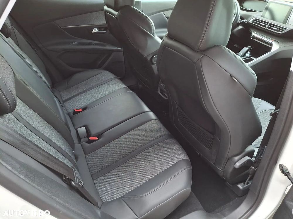 Peugeot 3008 1.5 BlueHDI 130 EAT8 Allure Pack - 12