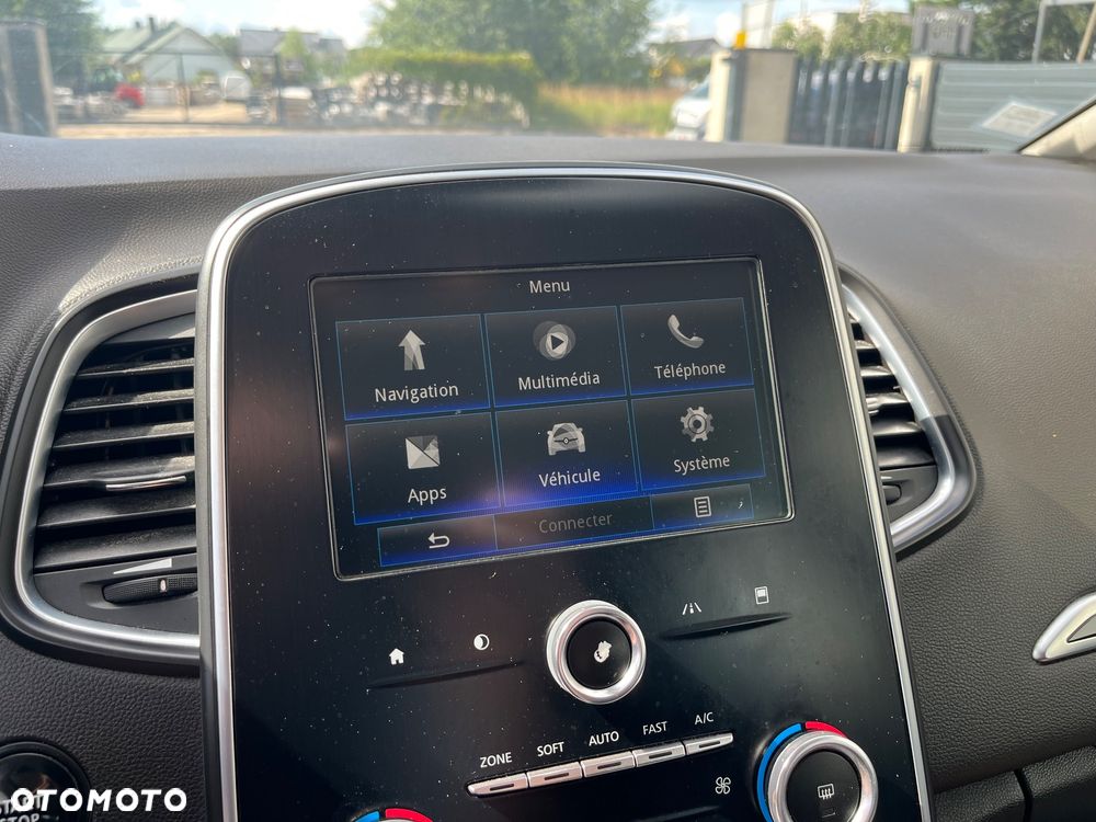 Renault Scenic - 10