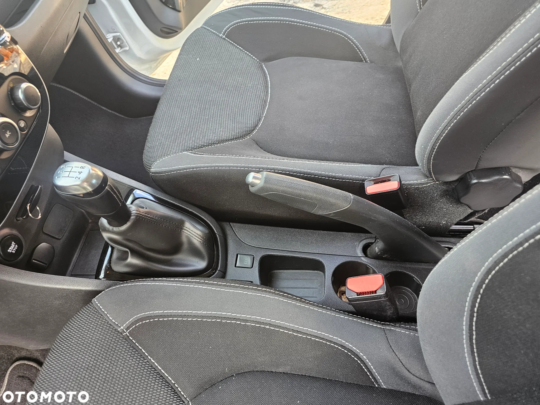 Renault Clio - 11