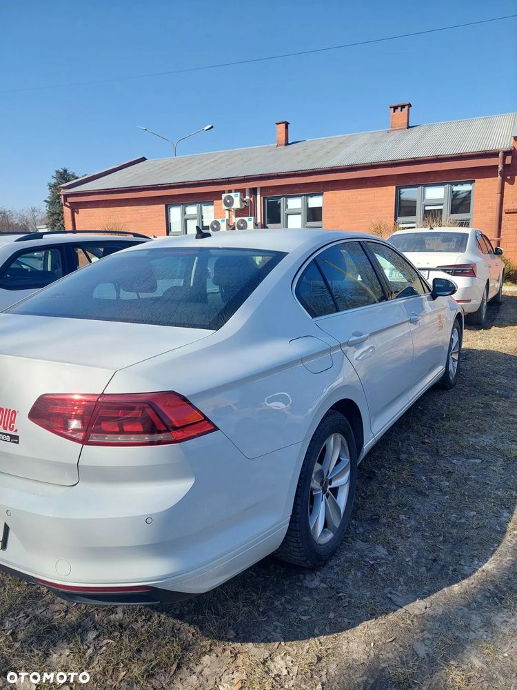 Volkswagen Passat 2.0 TSI Elegance DSG - 3