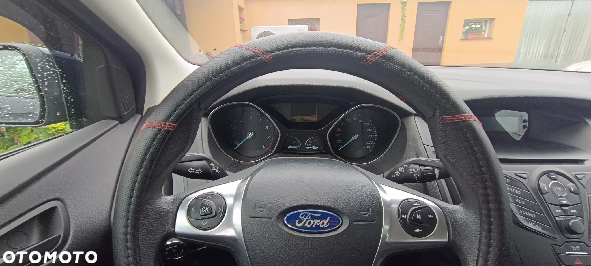 Ford Focus 1.0 EcoBoost Ambiente - 9