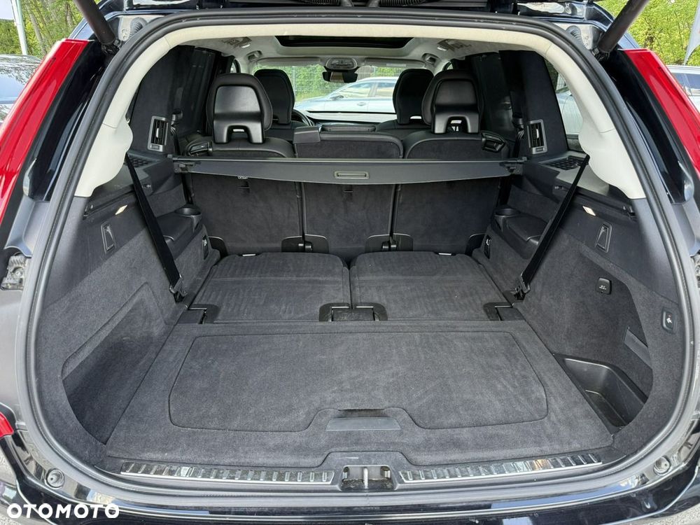 Volvo XC 90 - 19