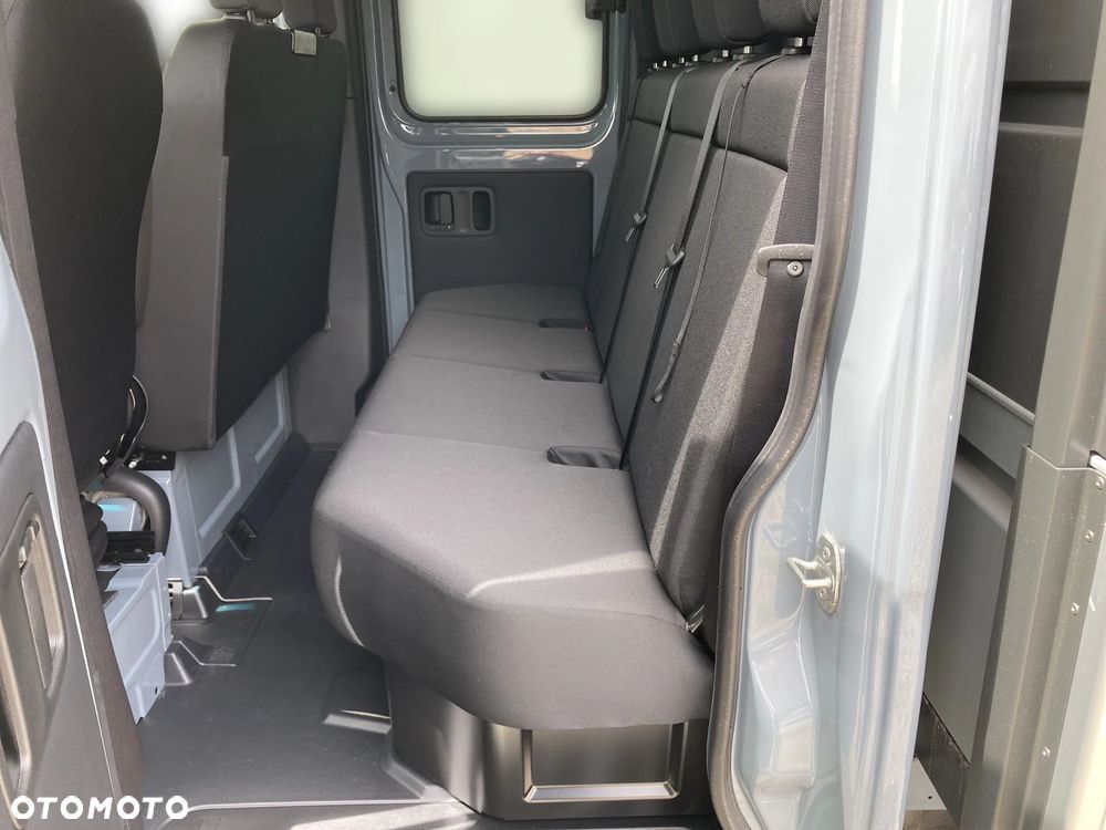 Mercedes-Benz Sprinter doka - 12