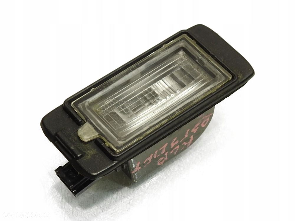 LAMPKA OŚWIETLENIE TABLICY REJESTRACYJNEJ OPEL ASTRA J LIFT KOMBI 13578958 - 1