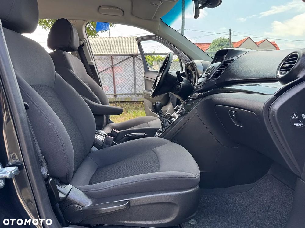 Chevrolet Orlando - 33