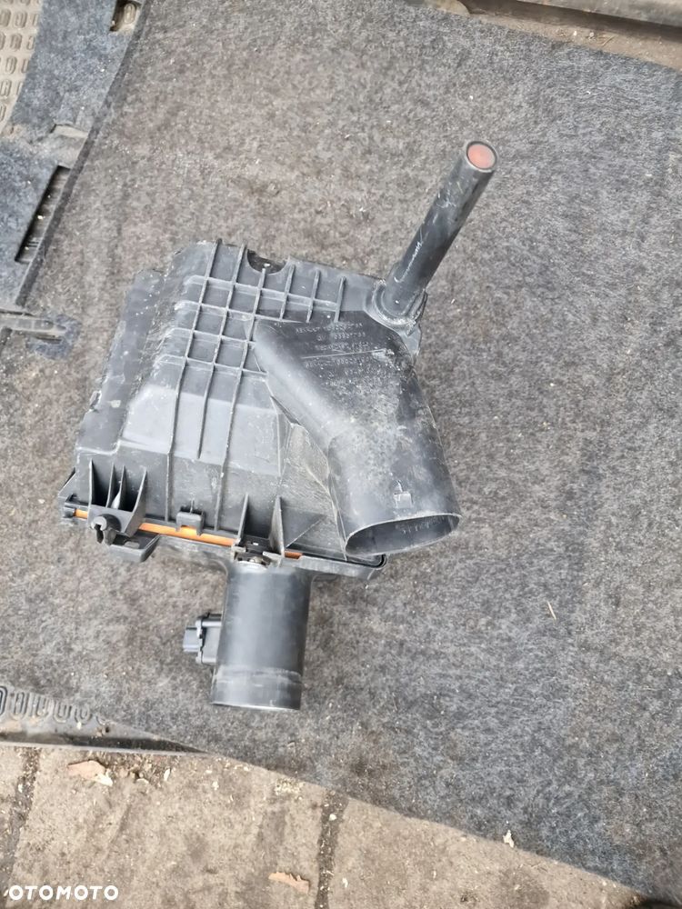 Obudowa filtra powietrza fiat talento vivaro B trafic III 1.6 - 2