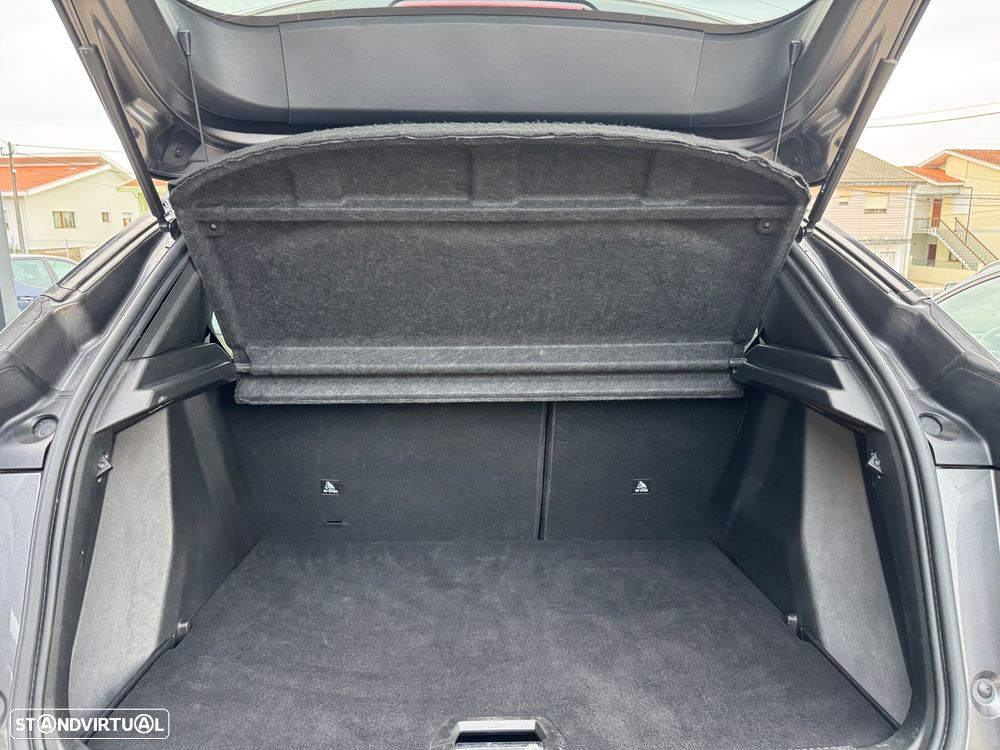 Peugeot 2008 - 7