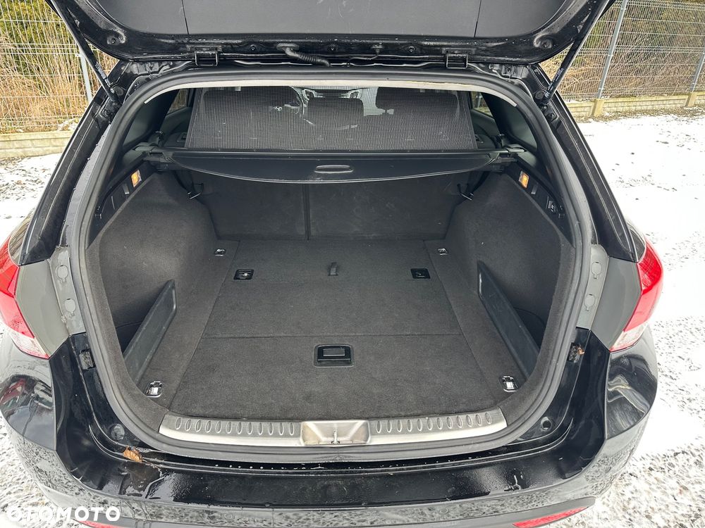 Hyundai i40 Kombi blue 1.7 CRDi Style - 13