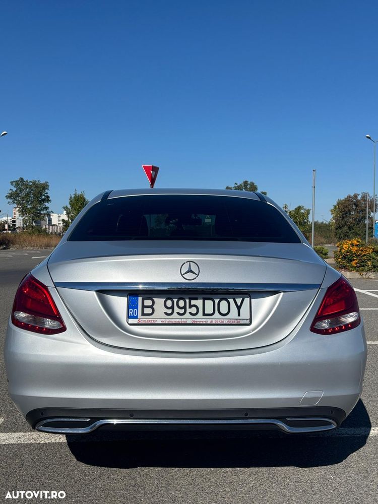 Mercedes-Benz C - 6