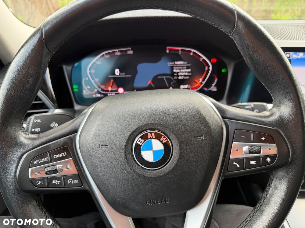 BMW Seria 3 320d Edition Luxury Line Purity - 18