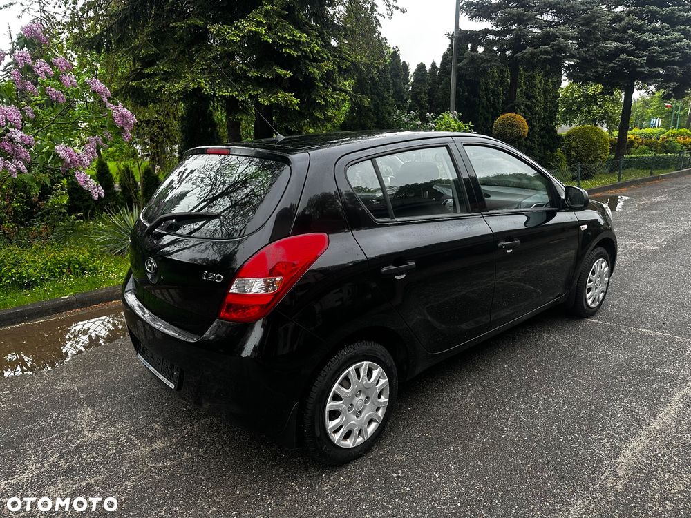 Hyundai i20 1.4 Comfort - 4