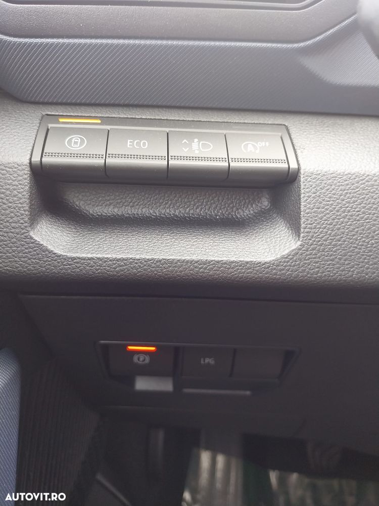 Dacia Duster ECO-G 100 Journey - 13