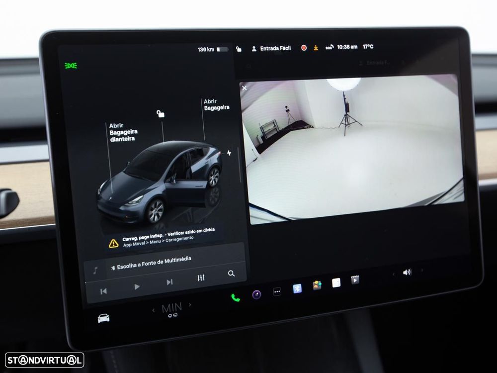 Tesla Model Y Long Range Dual Motor AWD - 27