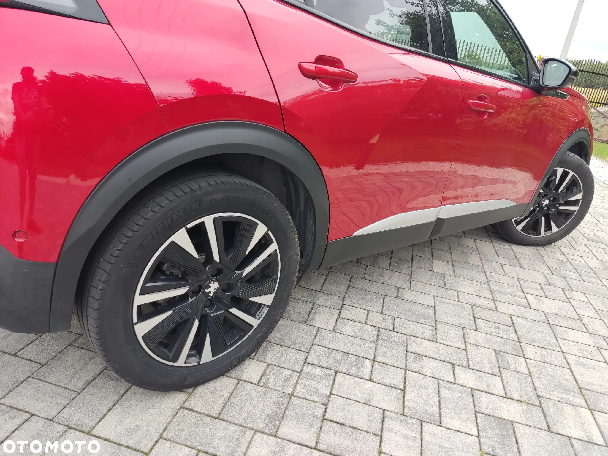 Peugeot 208 e-208 GT Line - 13