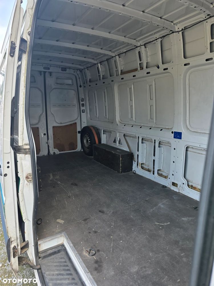 Mercedes-Benz SPRINTER - 7