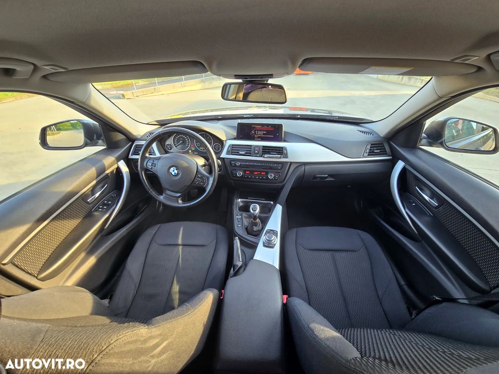 BMW Seria 3 320d xDrive - 5