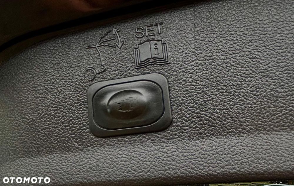 Ford Kuga 1.6 EcoBoost FWD Titanium Plus ASS - 32