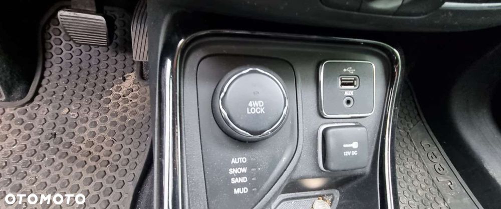 Jeep Compass - 11
