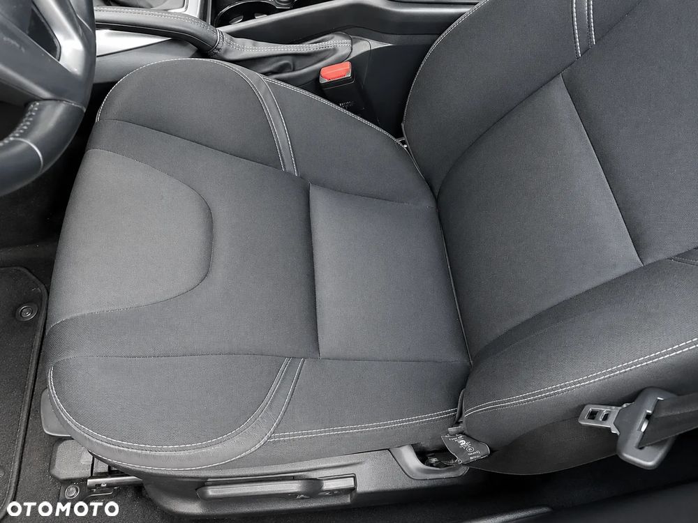 Volvo V40 D3 Drive-E Momentum - 6