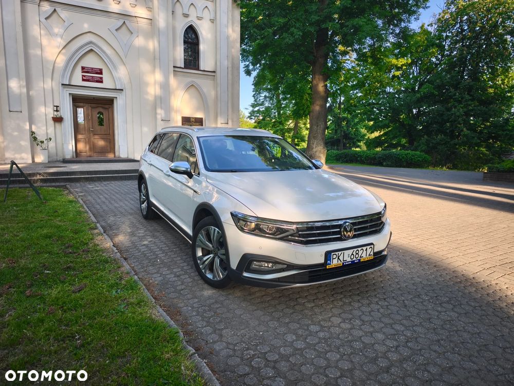 Volkswagen Passat Alltrack 2.0 TDI SCR DSG 4Motion - 1
