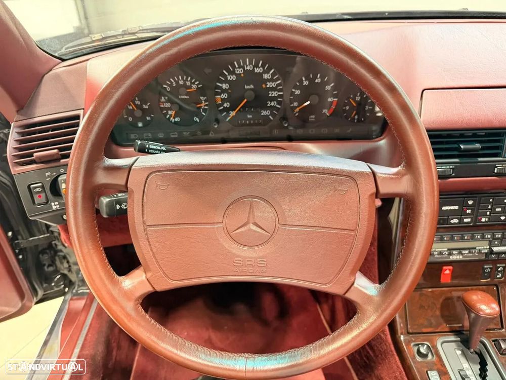 Mercedes-Benz SL 500 Standard - 27