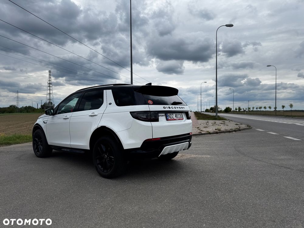 Land Rover Discovery Sport - 12
