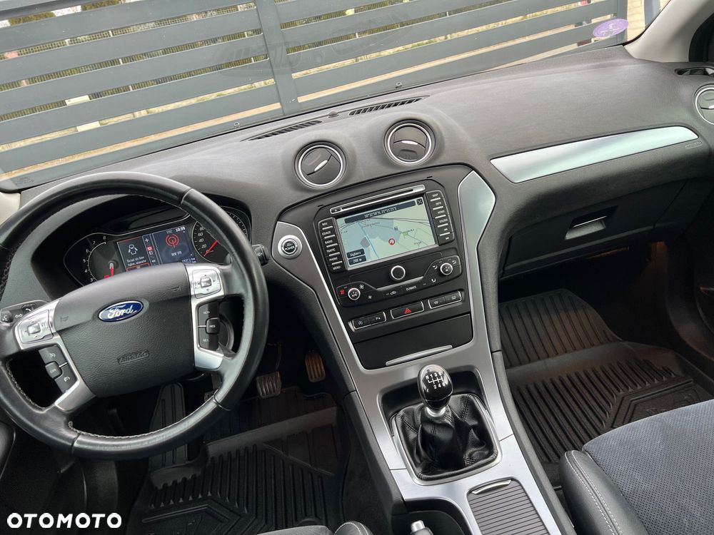 Ford Mondeo 1.6 T Platinium X Plus (Titanium) - 27